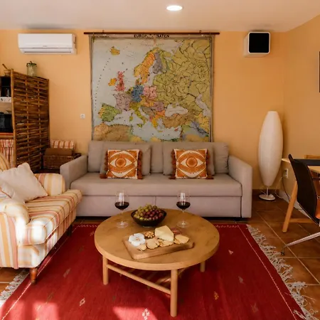 Apartamento El Bosque De Asís-parking Gratuito *